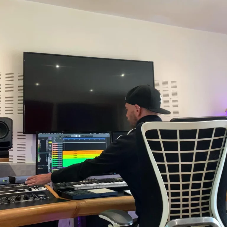 284871977 5397415626975543 92060943318439164 n 768x768